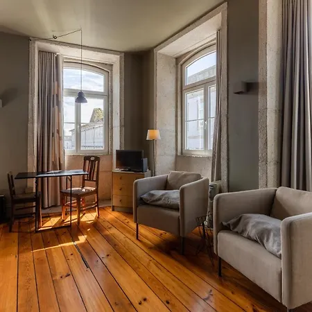 Clube Charming - Cedofeita Porto