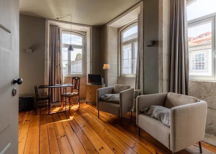 Clube Charming - Cedofeita Porto