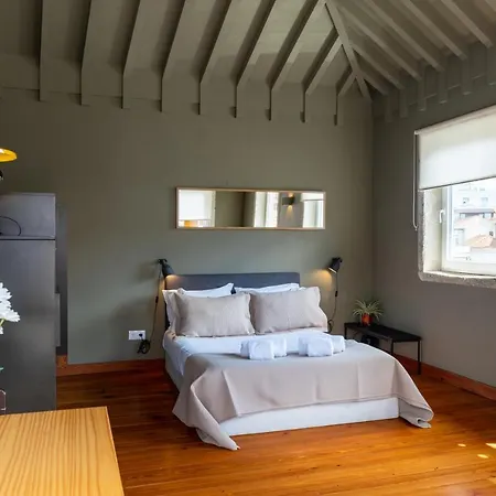 Clube Charming - Cedofeita Oporto