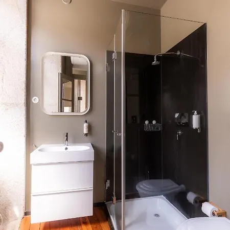 Clube Charming - Cedofeita Oporto